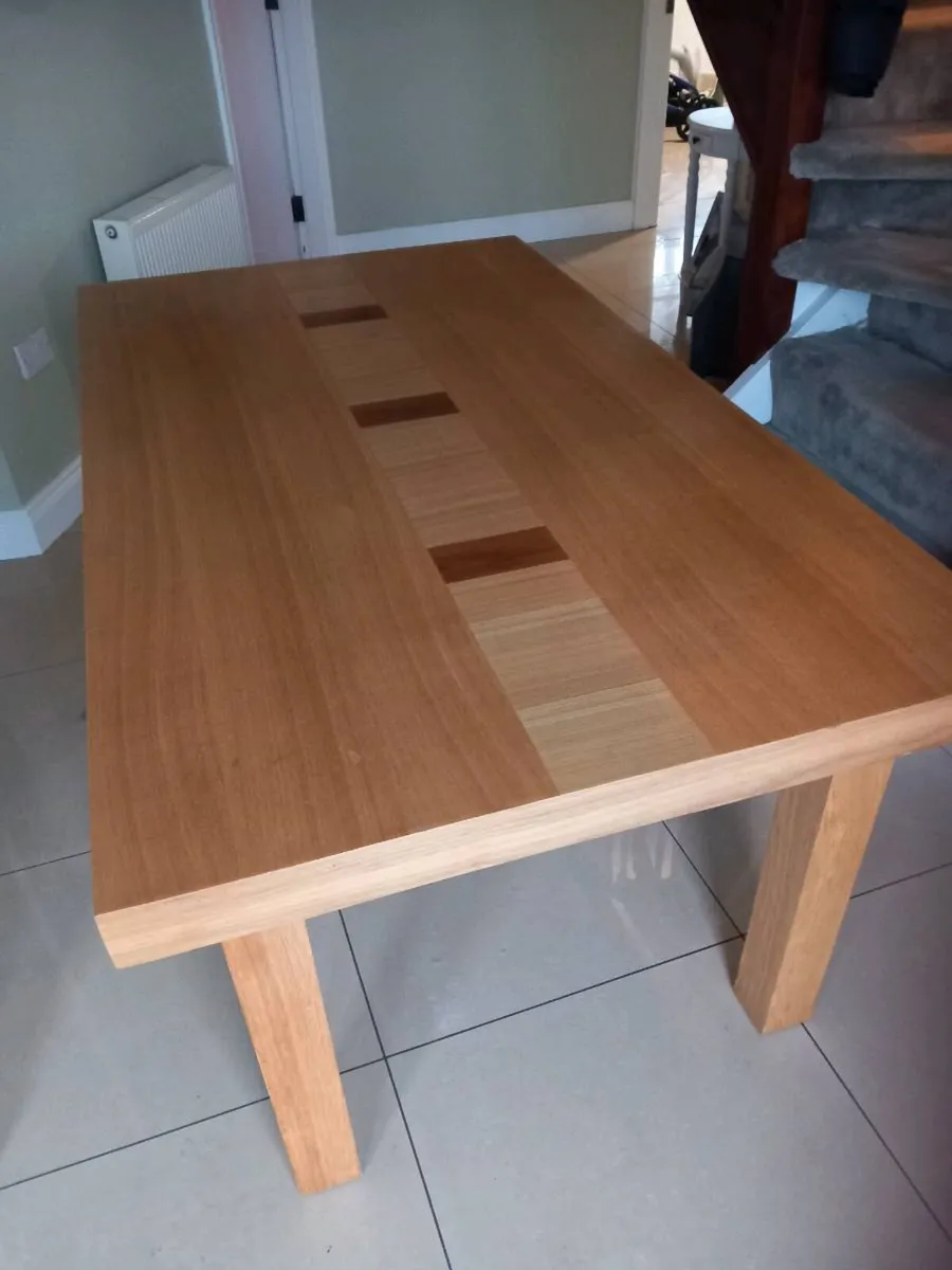 Dining table - Image 3