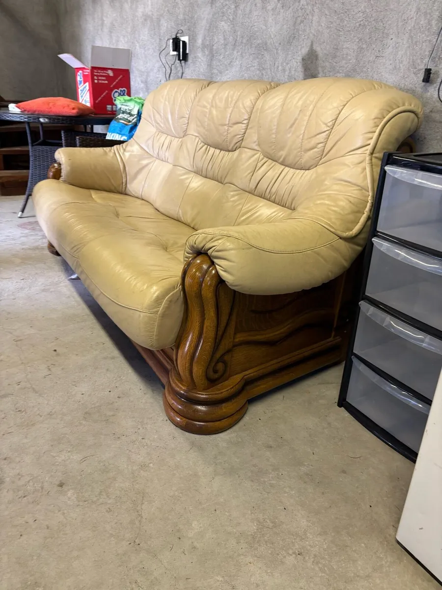 Leather 3 seater couch - Image 1
