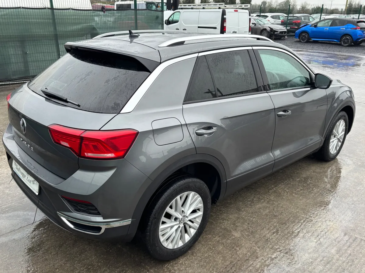 191 VW T-Roc TDI - Image 4