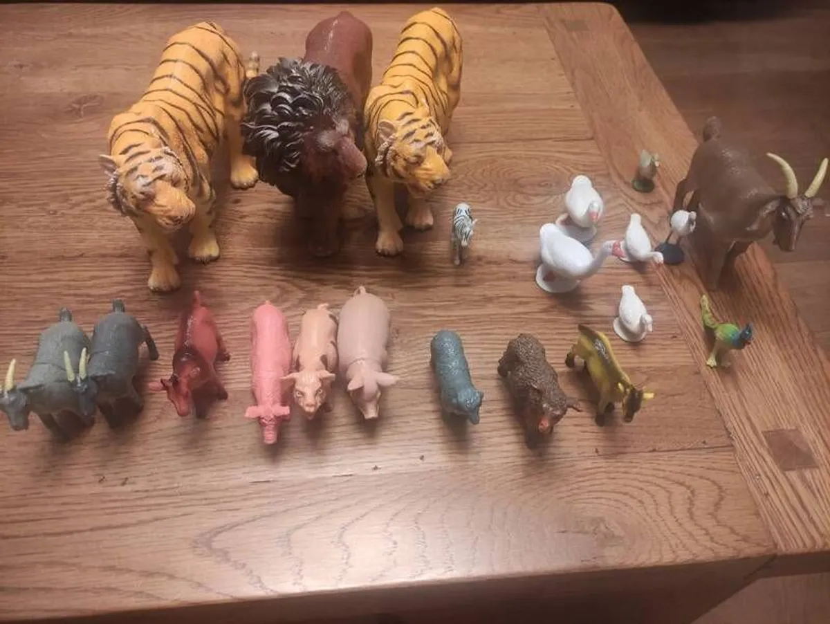 Dolls & Animals - Image 2