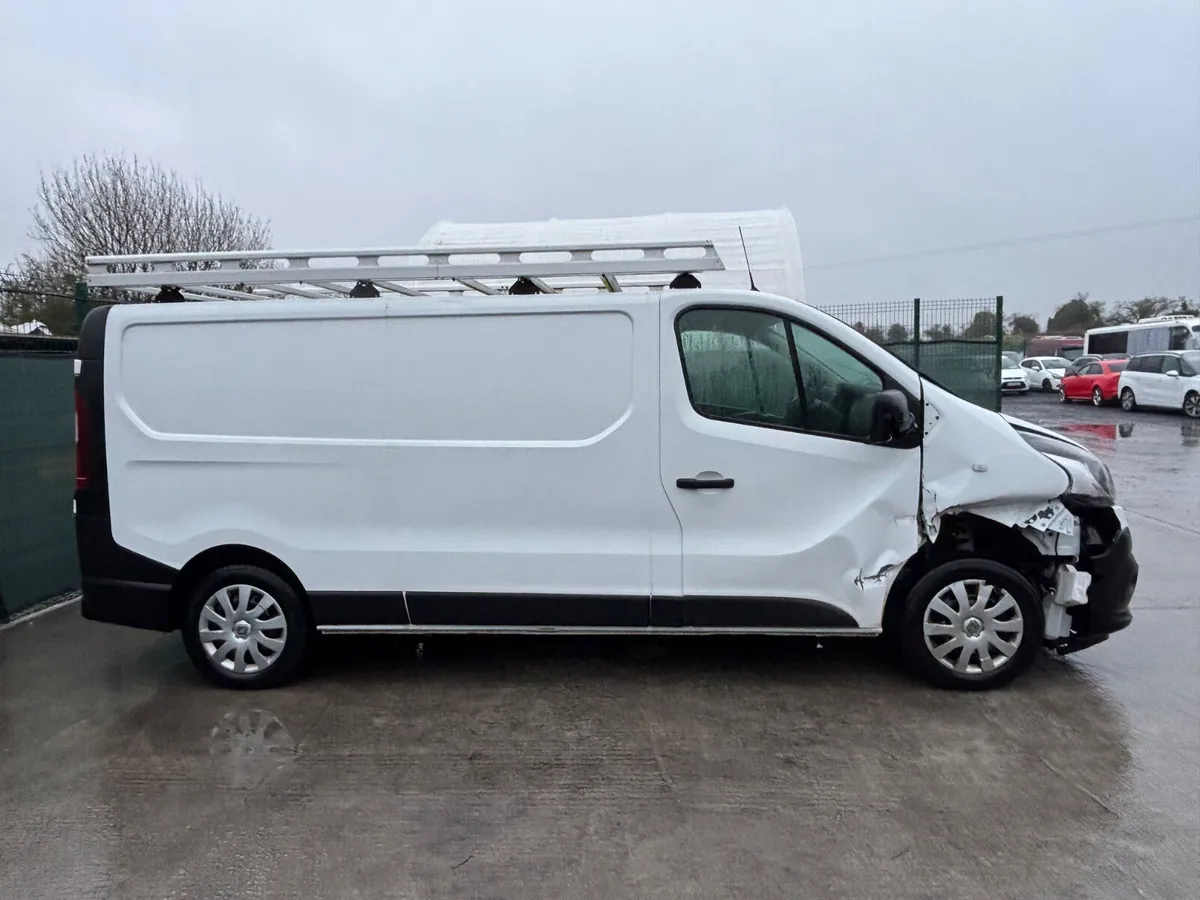 211 Renault Trafic - Image 3