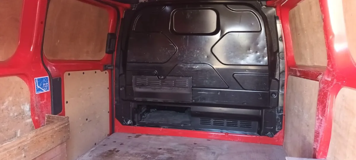 Ford Transit Custom 2014 - Image 2