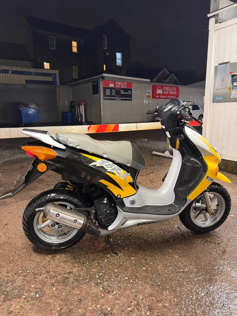 Honda X8r 50cc - Image 1