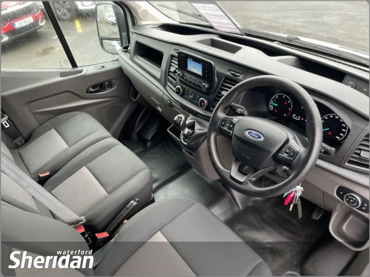 Ford Transit 350L Base 2.0 FWD LWB - Image 2
