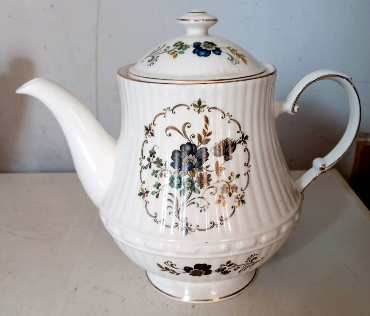 Royal Tara Cornflowers Teapot - Image 1