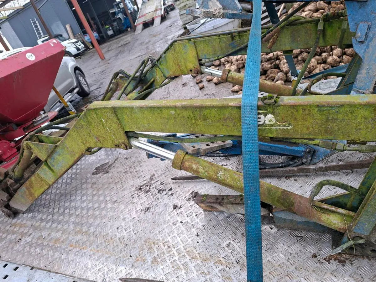 Tanco 978 power loader - Image 1