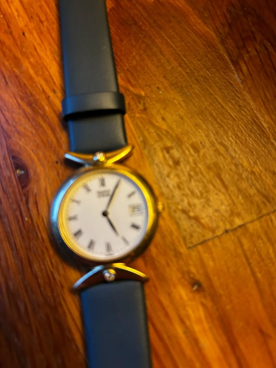 Ladies Gold Watch - Image 4