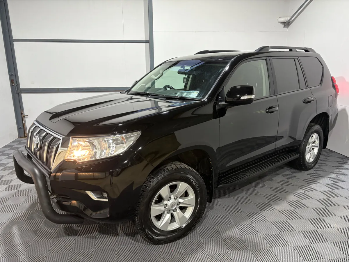 2022 Toyota Landcruiser Commercial LWB 2.8 Manual - Image 3