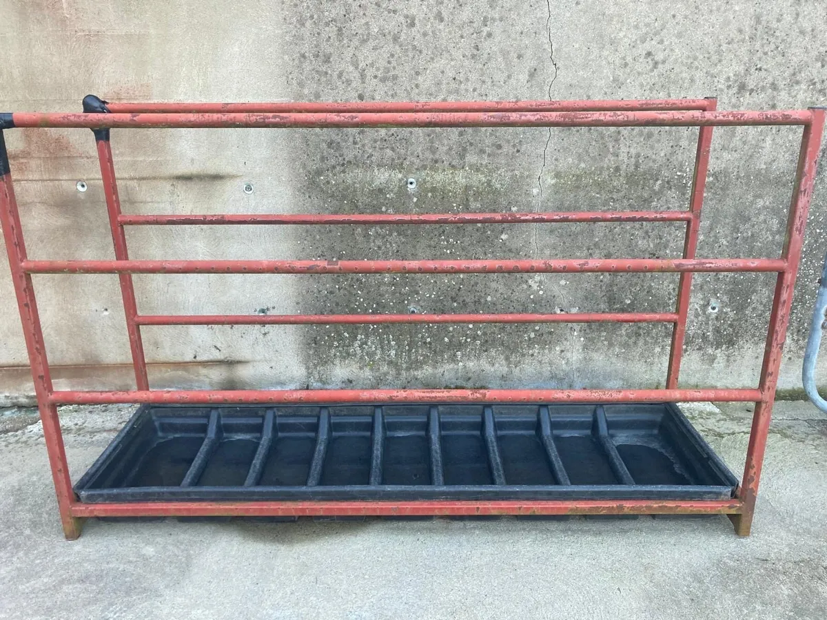 Footbath in Side Frame - Image 2