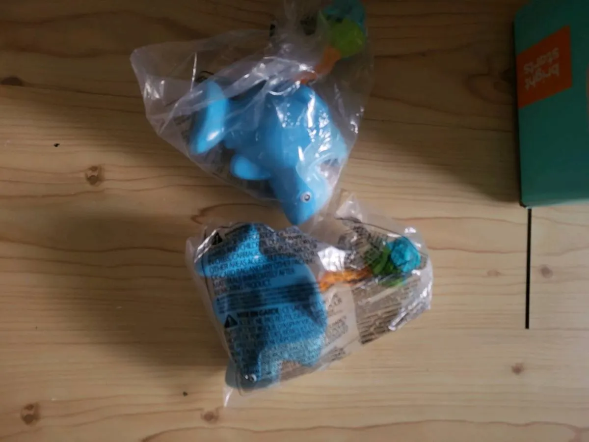 Finding Nemo bouncer with box - Image 4