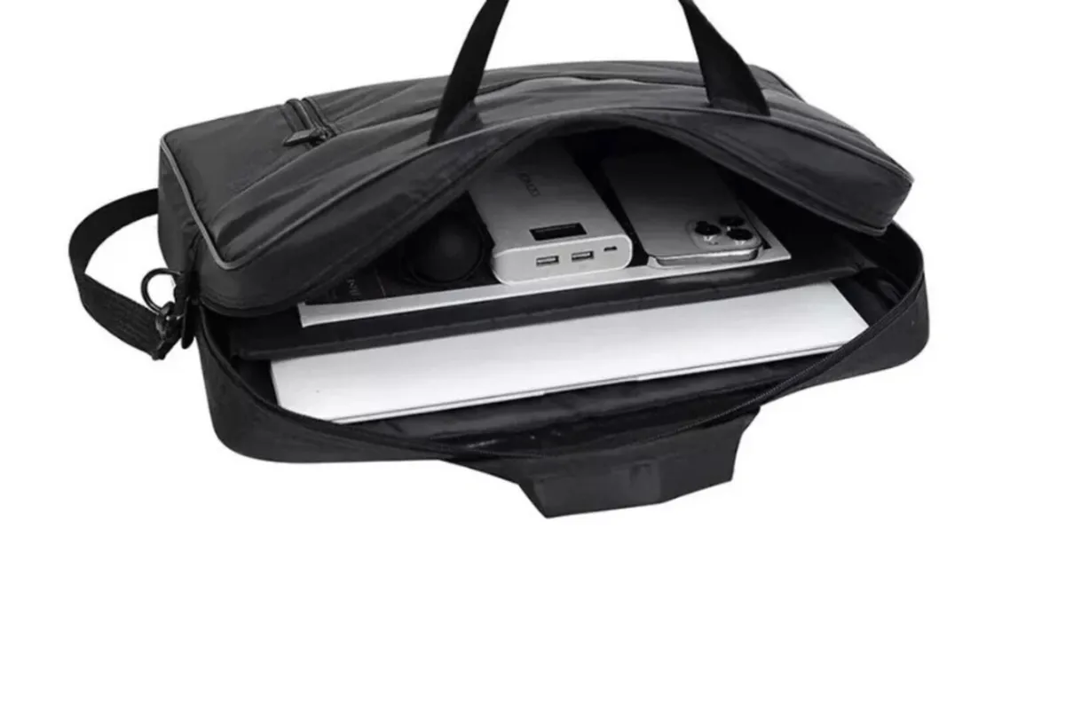 15.6 inch Laptop Waterproof Shoulder Bag Case NEW - Image 3