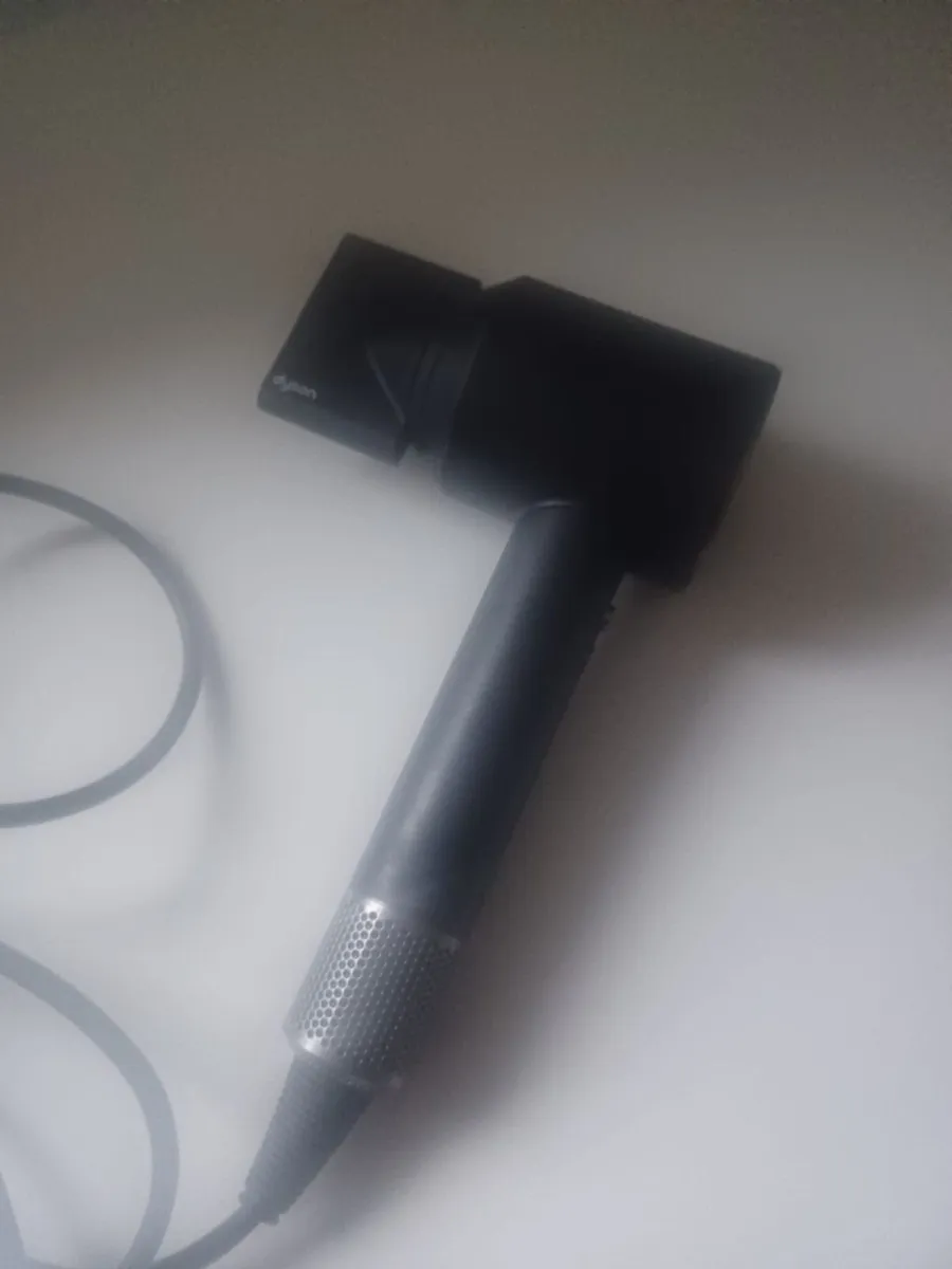 Dyson Supersonic Hairdryer - Image 3