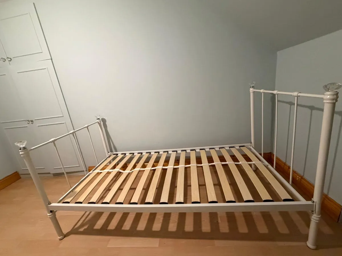 Single Bed - Image 4