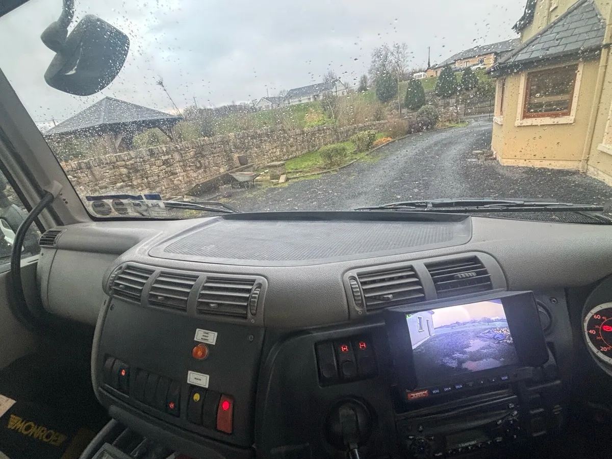 DAF CF 75 Grab Truck - Image 4