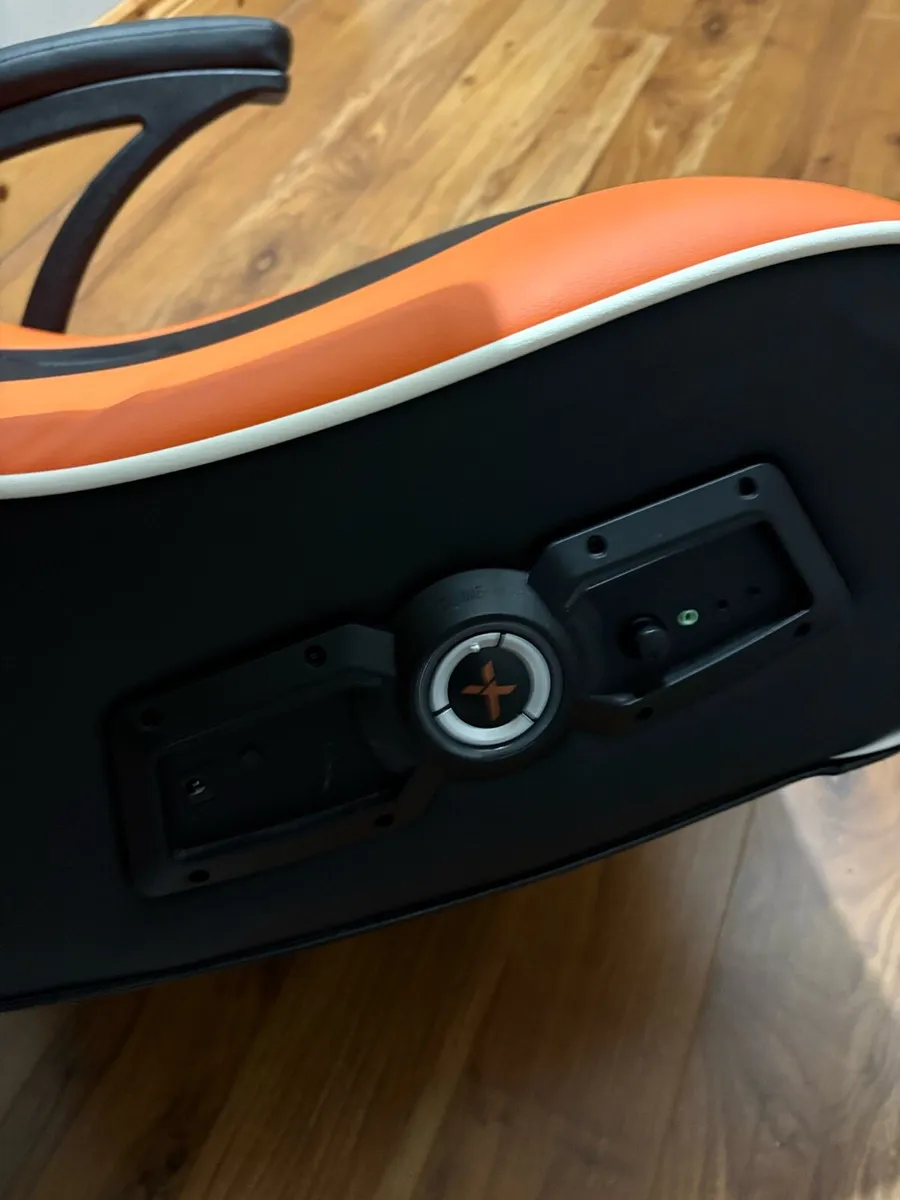 Gaming chair - Image 2