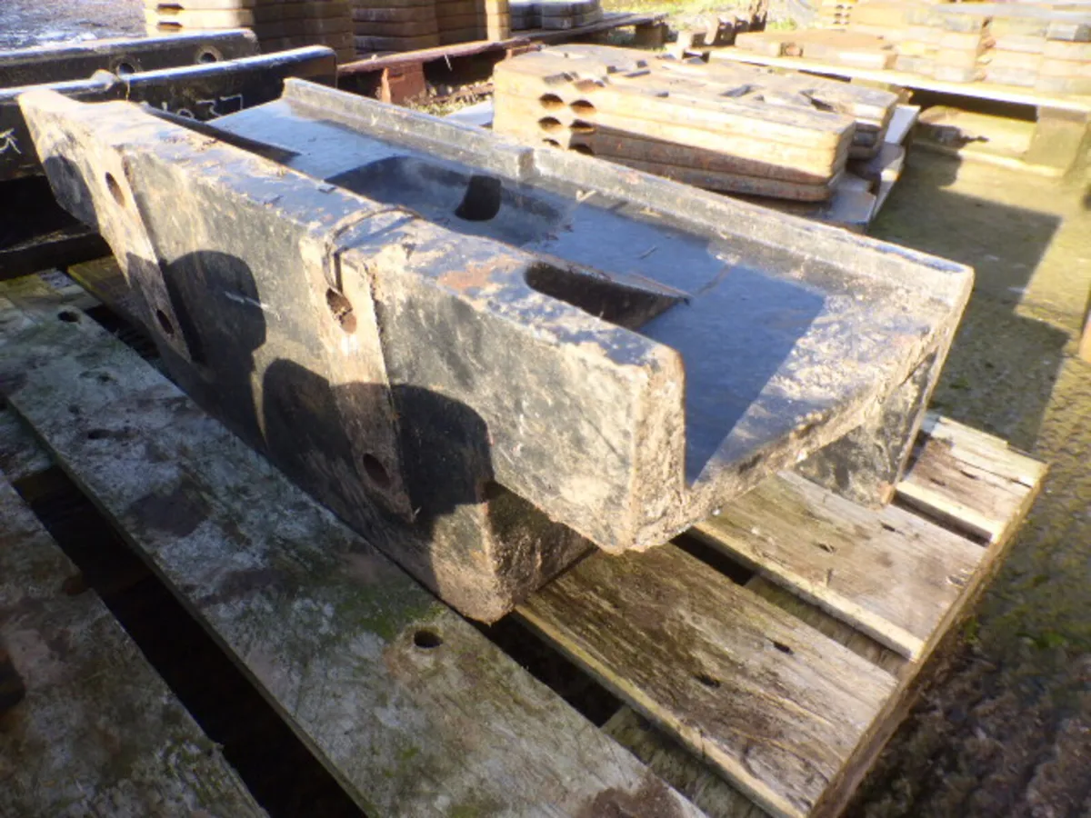 New Holland Fiat Weight Block Carrier - Image 3