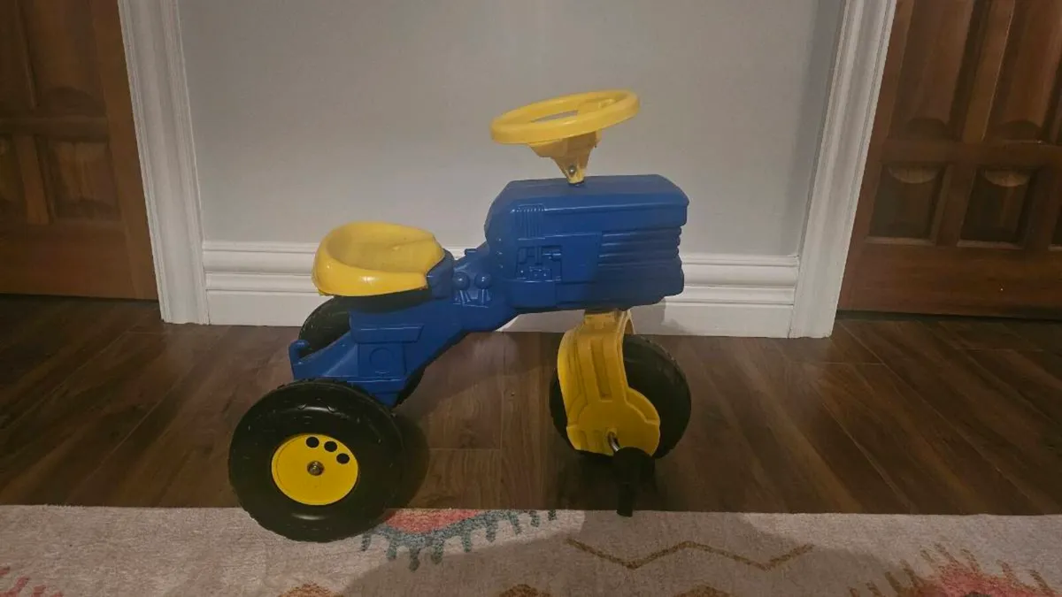 Ride on pedal operated tractors(digger) - Image 3