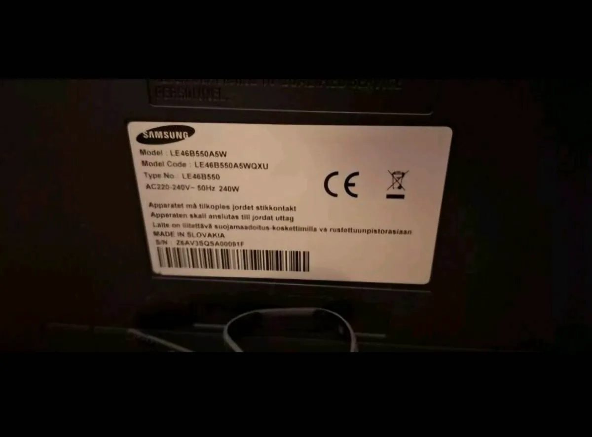46" Samsung LCD TV EXCELLENT CONDITION - Image 2