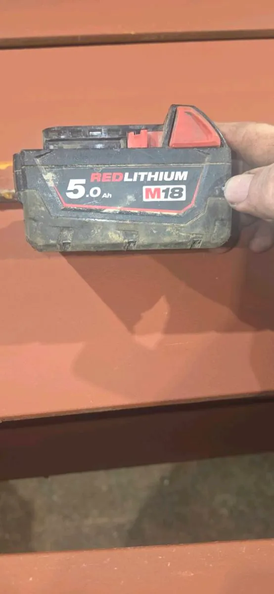 Milwaukee 5ah - Image 3