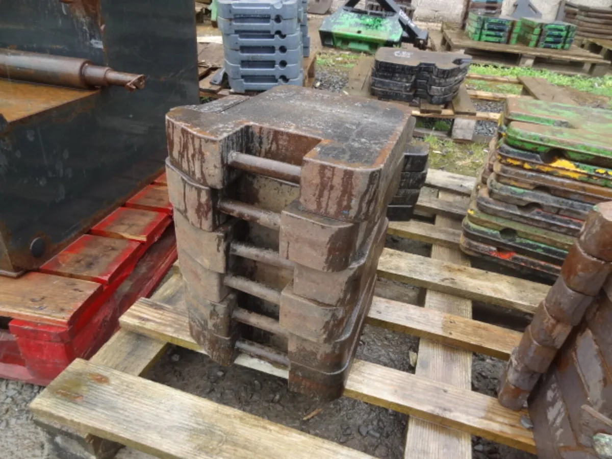 Yanmar 30kg Suitcase Tractor Weights - Image 4