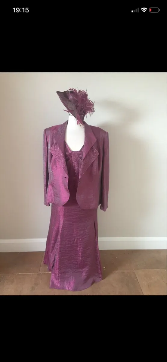 Frank Usher 4 Piece Outfit - Image 1