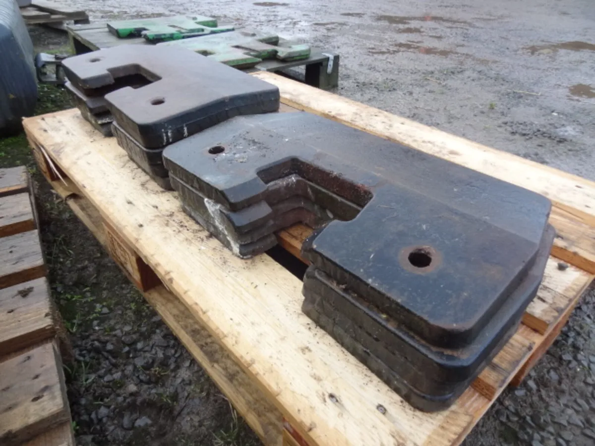 Set of 8 x Zetor Tractor Belly Weights - Image 1