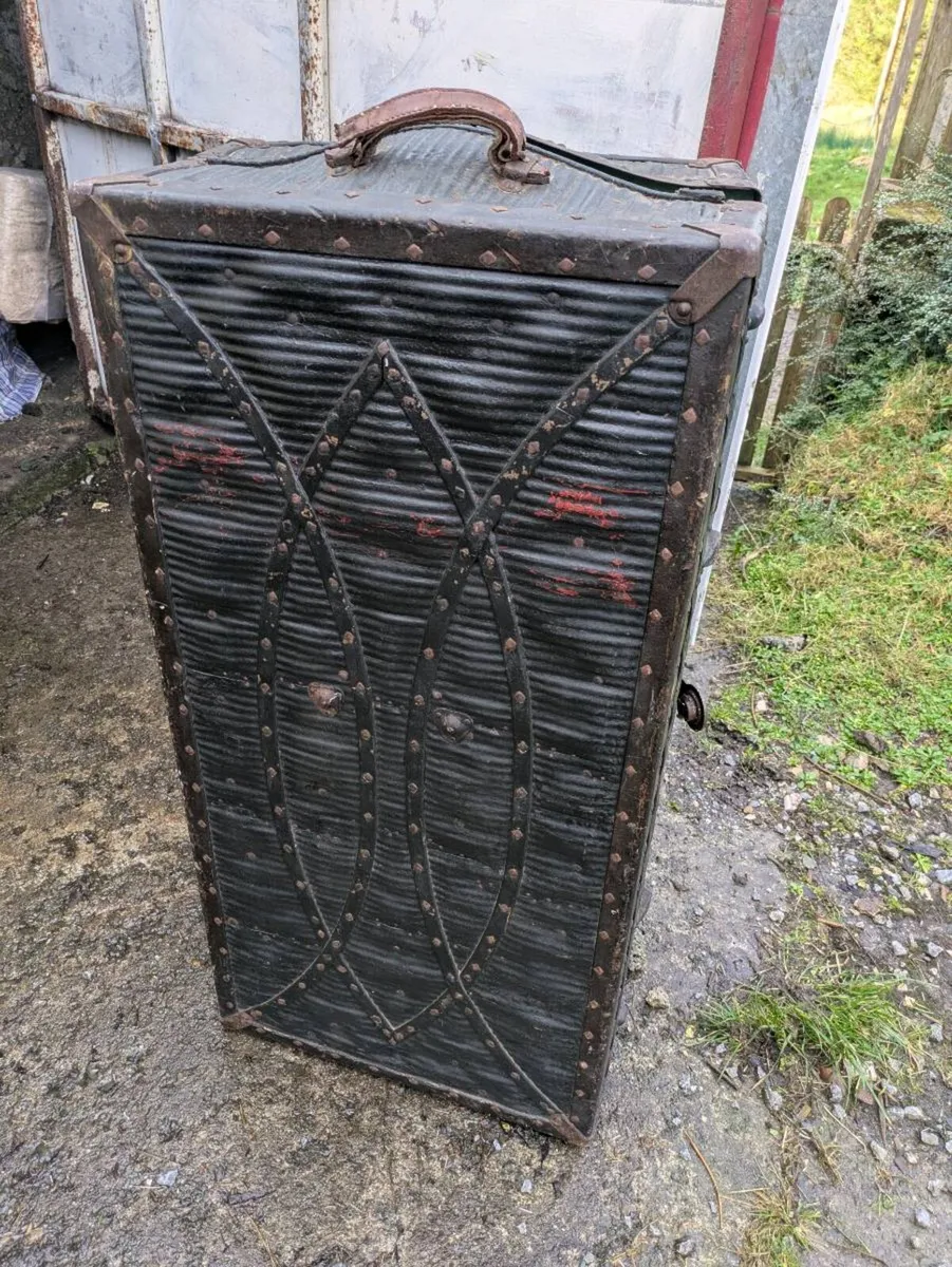 Antique Suitcase - Image 3