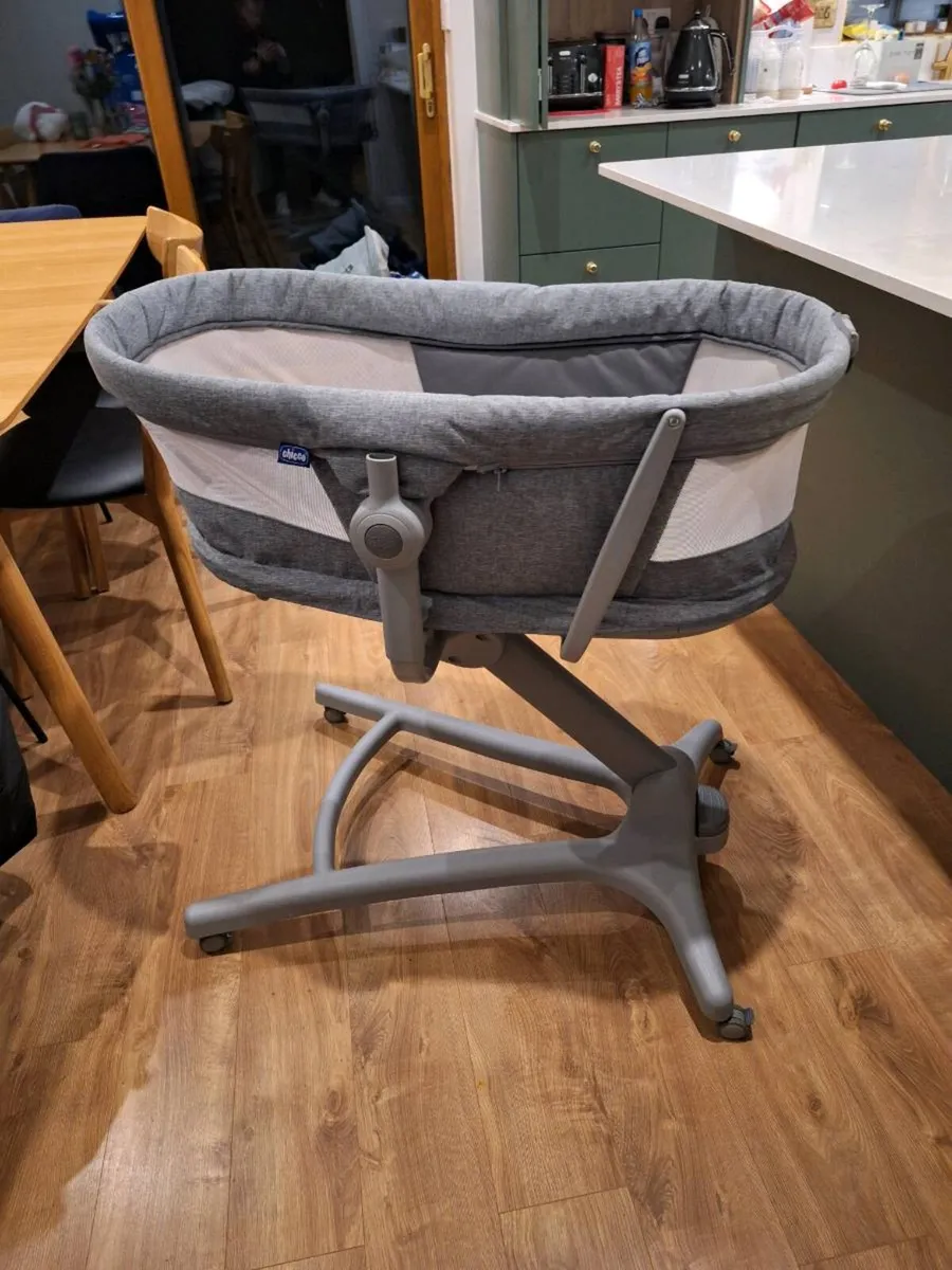 Chicco 4 in 1 - Image 2