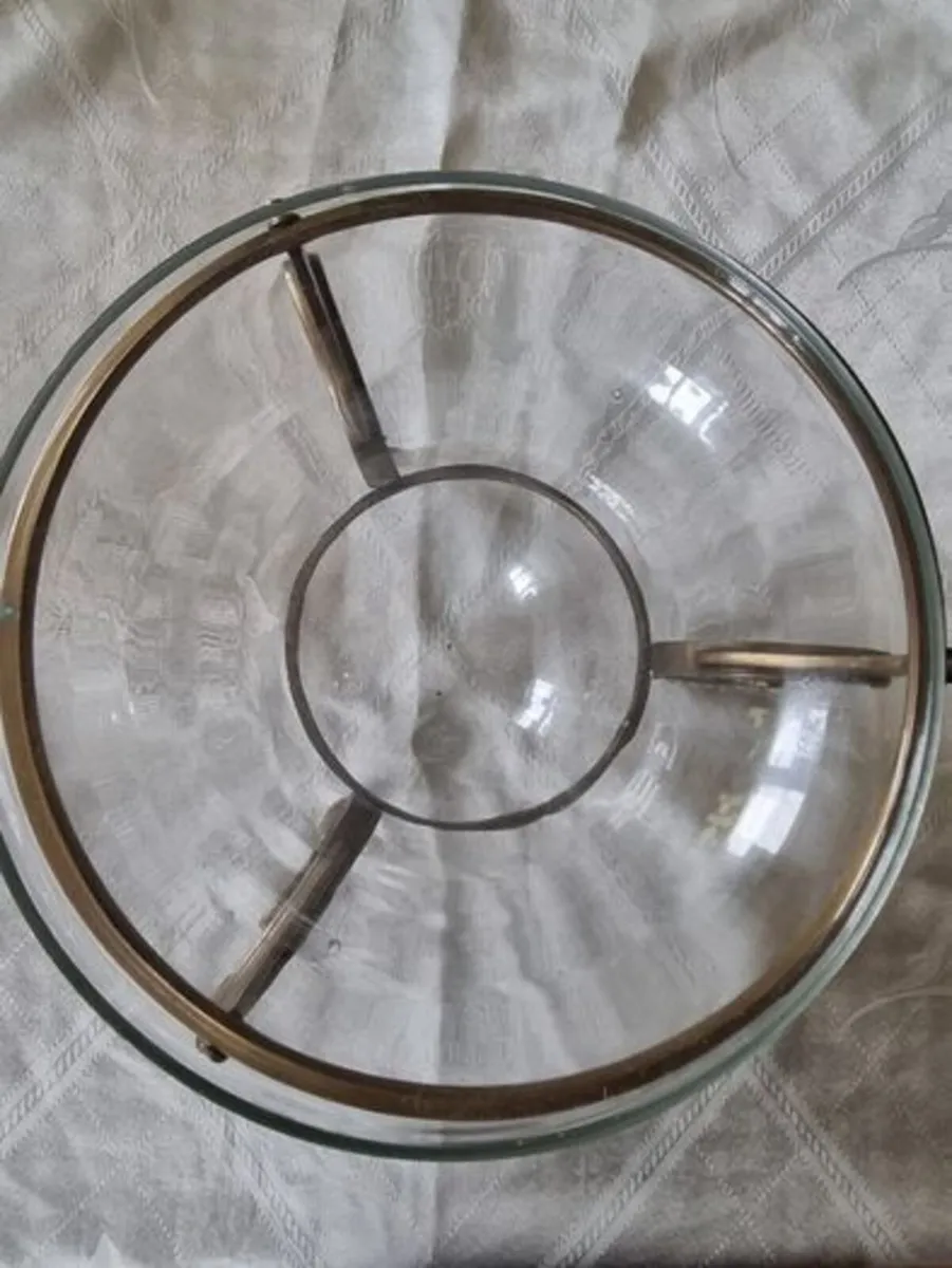 Art Nouveau style bowl in a brass stand - Image 2