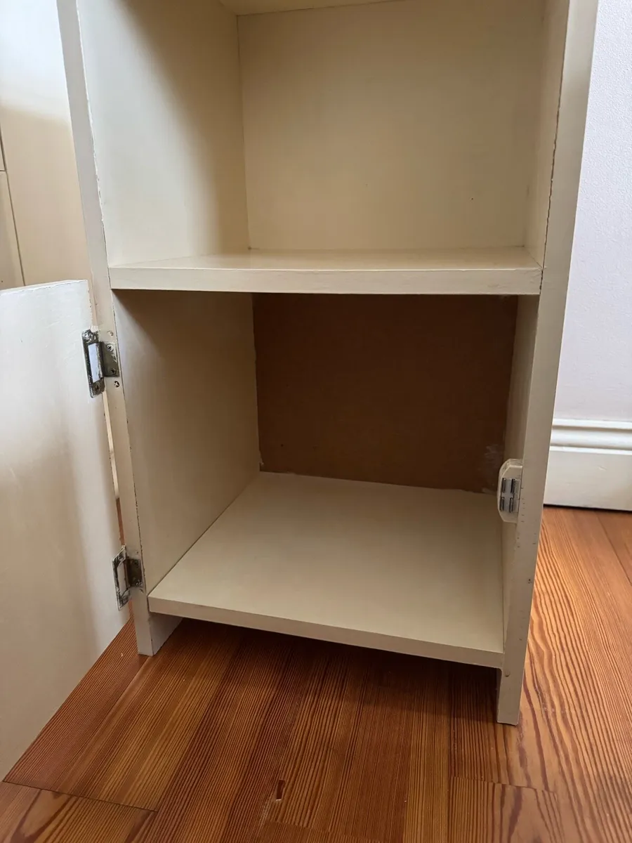 Wooden bedside table - Image 3