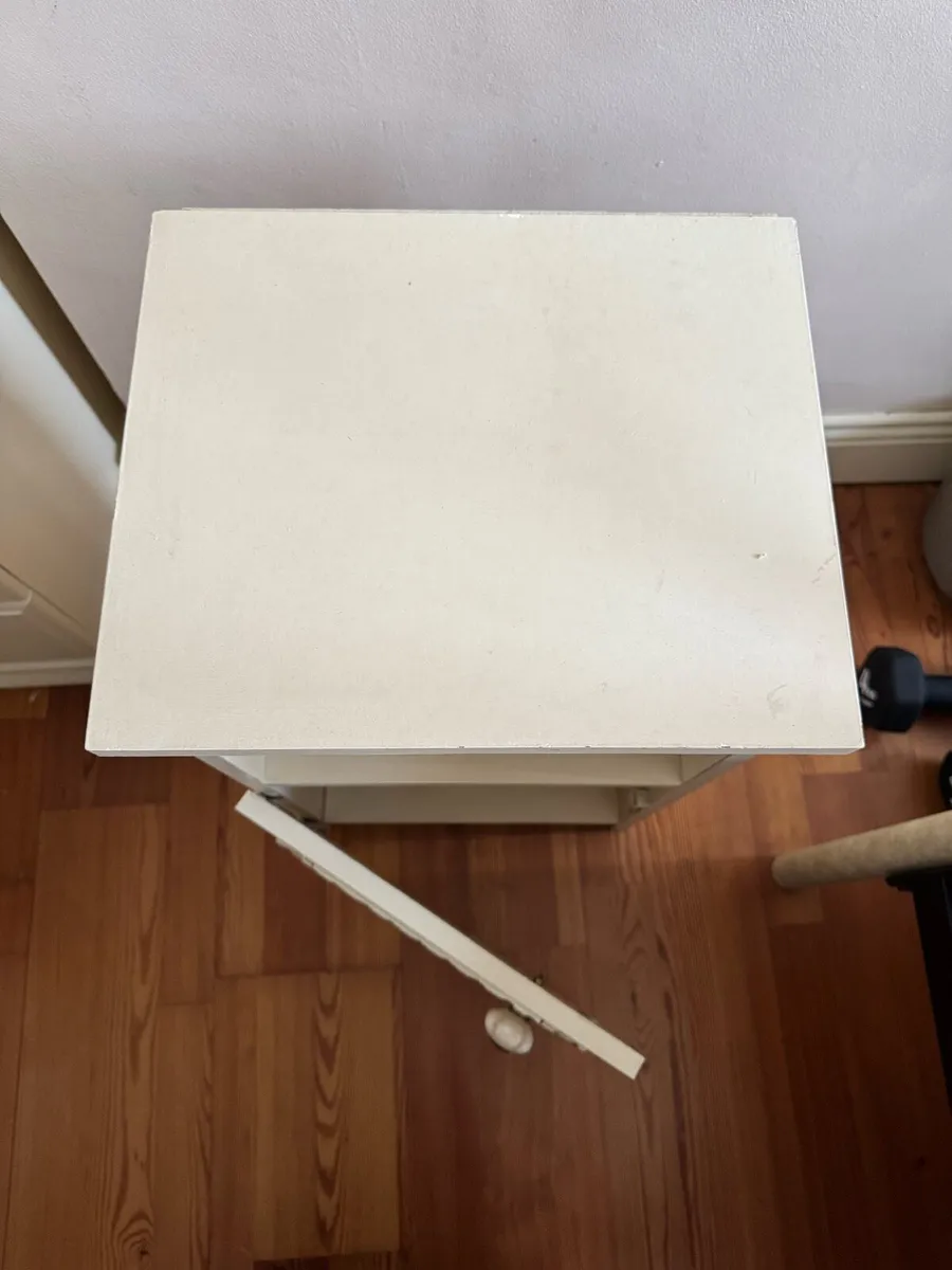 Wooden bedside table - Image 4