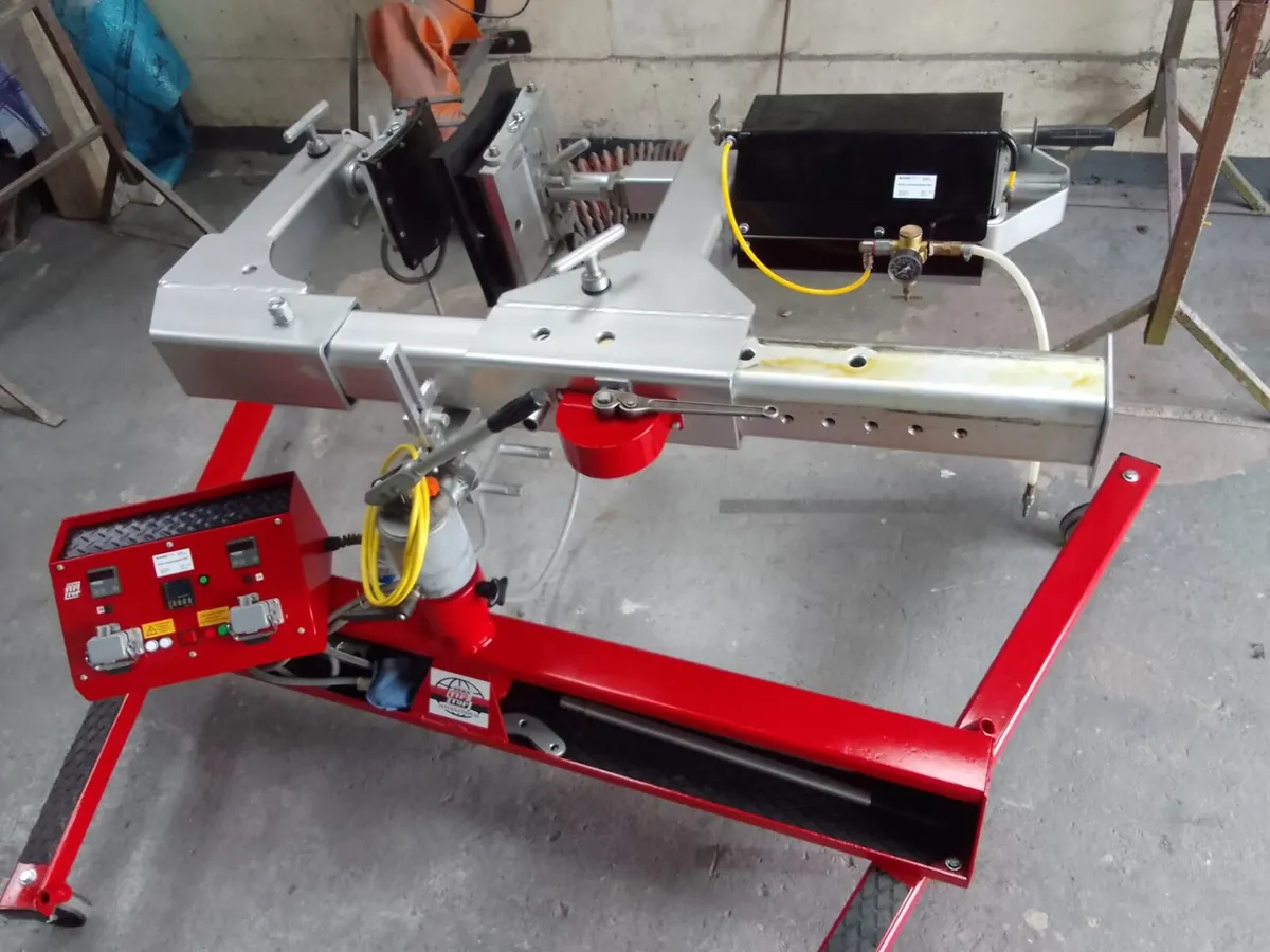 EM1 vulcanizing machine - Image 2