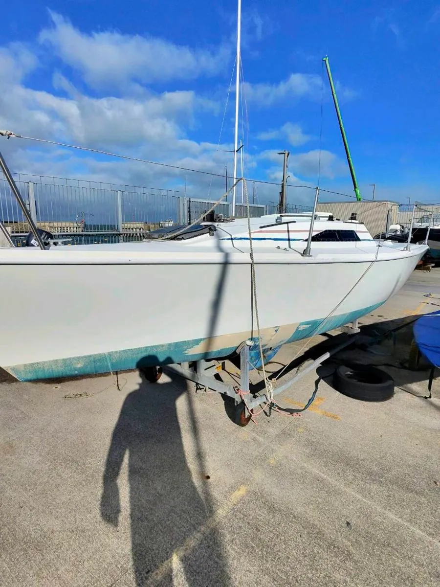 Sailing boat - Image 4