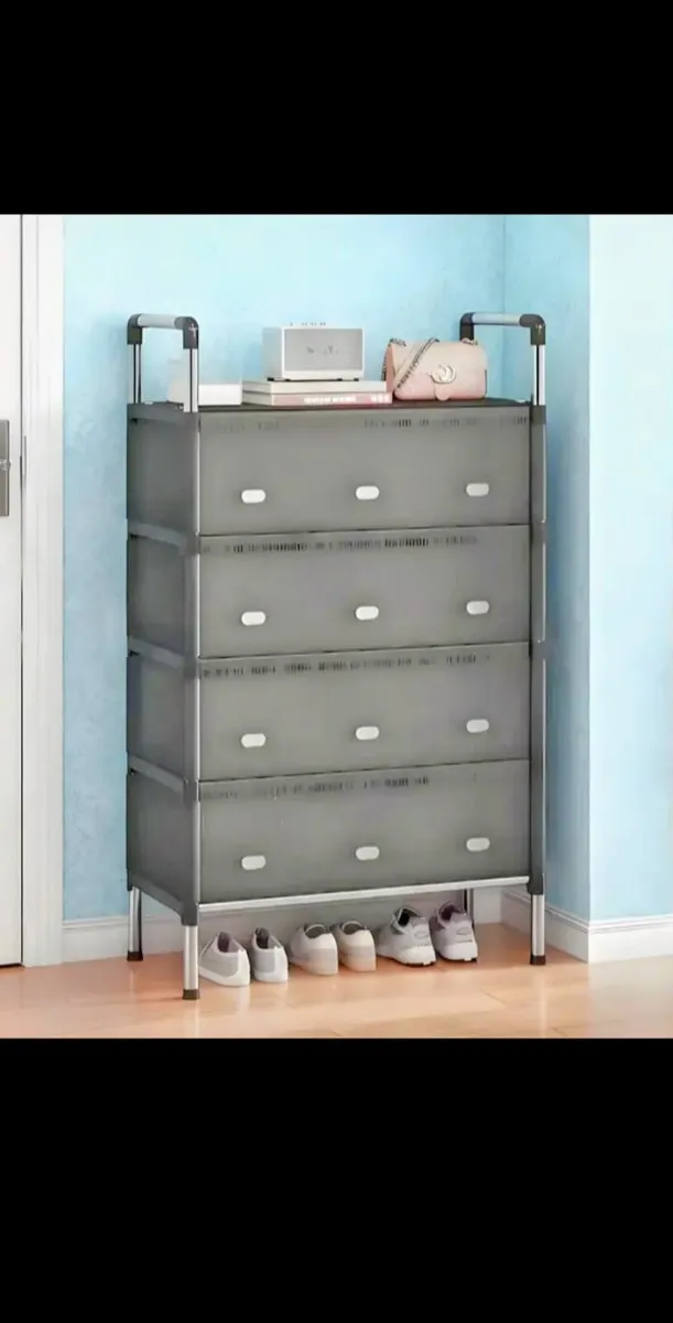 Shoes rack - Image 1