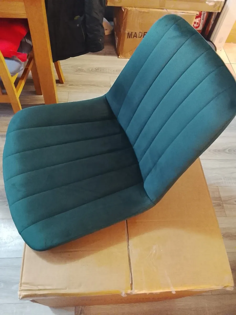 Brand new velvet chairs set of 4 (Dark green) - Image 3