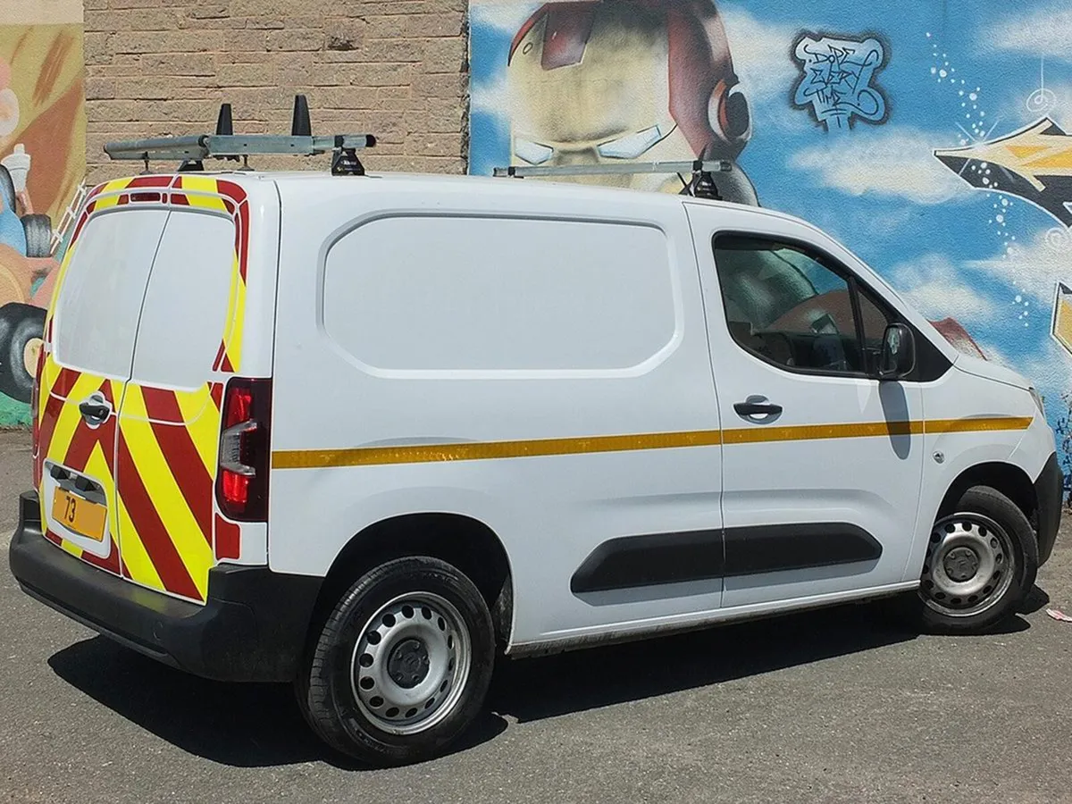 2023 Citroen Berlingo Small Panel Van - Image 4