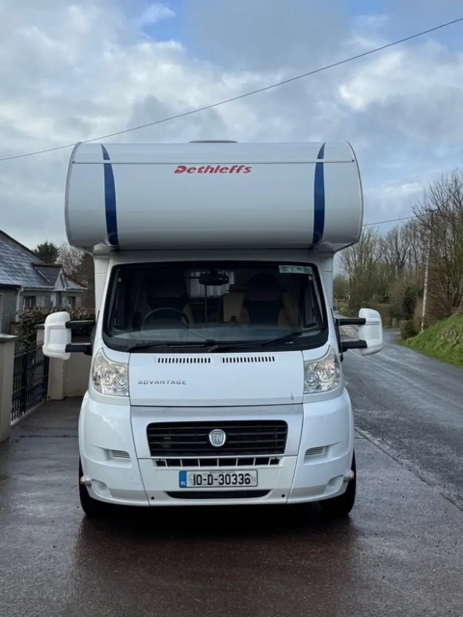 Spacious,  Ideal Family Configuration, Must See!! - Image 2