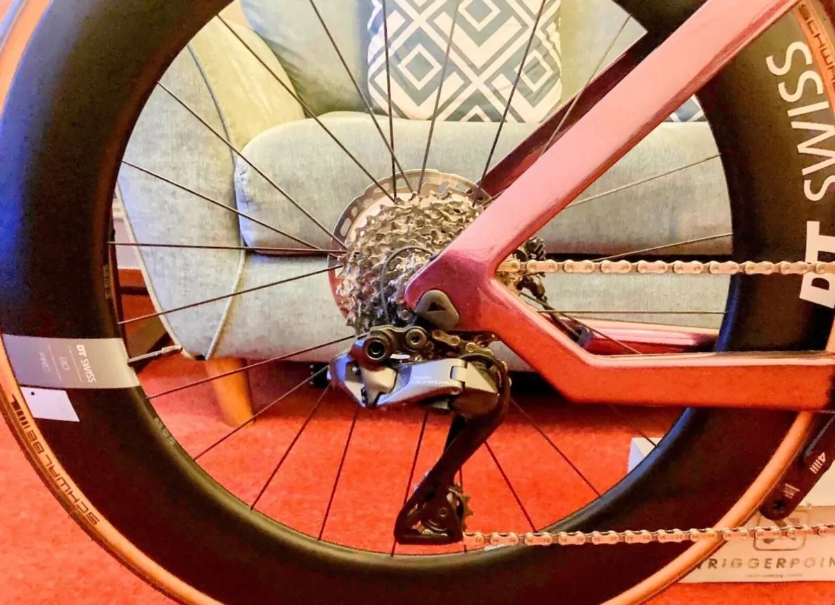 Canyon CF SLX 8 Di2 - Image 2