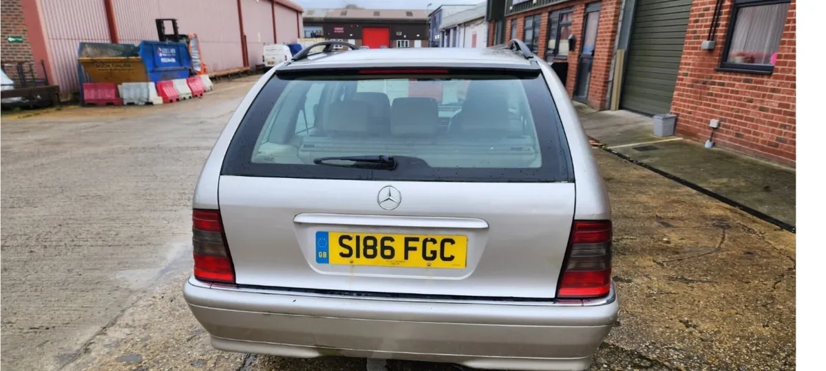 W202 C class 2.5 OM 605 DIESEL - Image 2