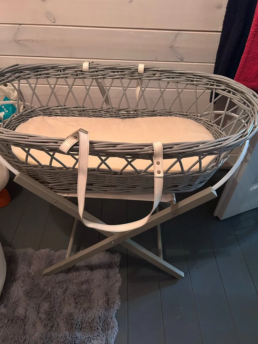 Moses Basket - Image 2