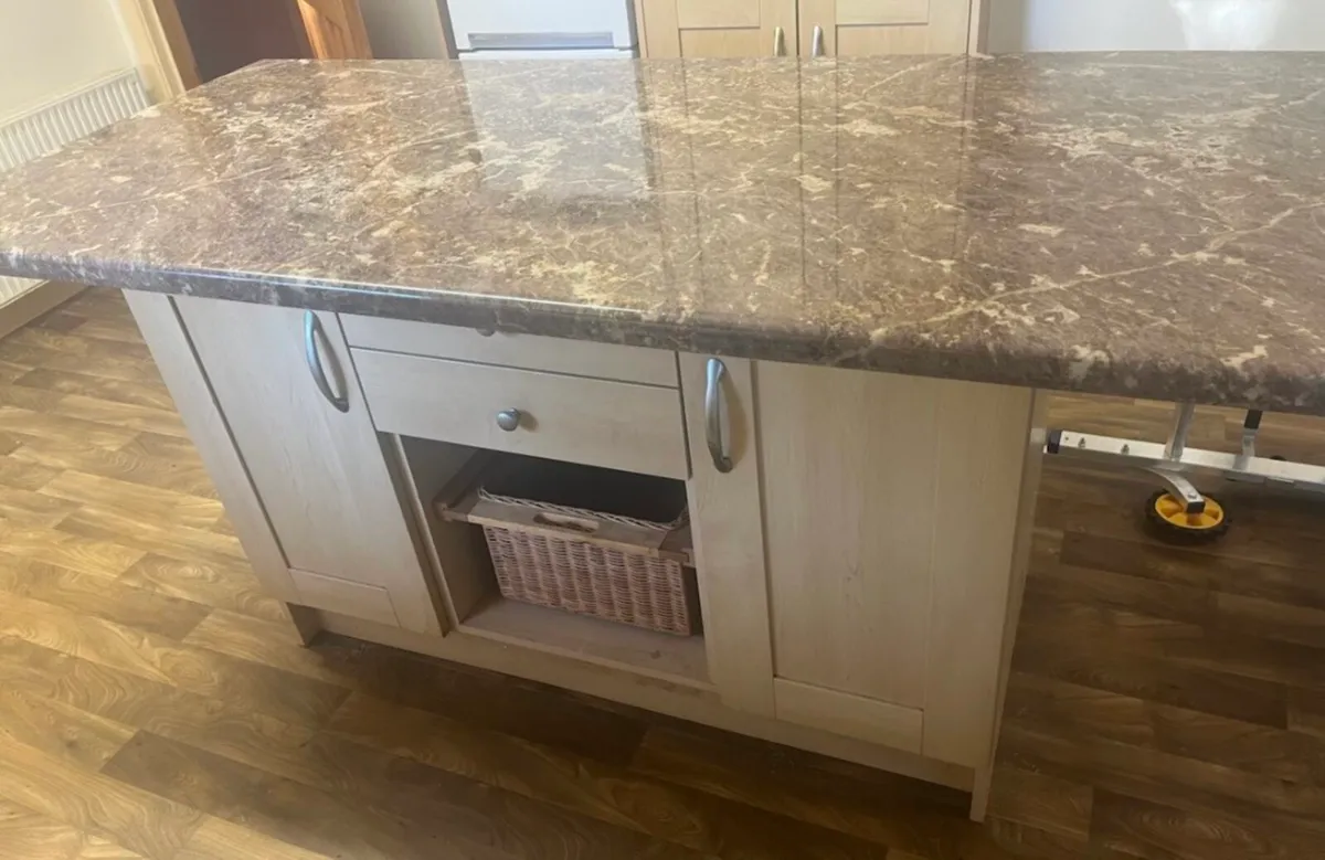 Kitchen Counter / Countertop (free) - Image 2