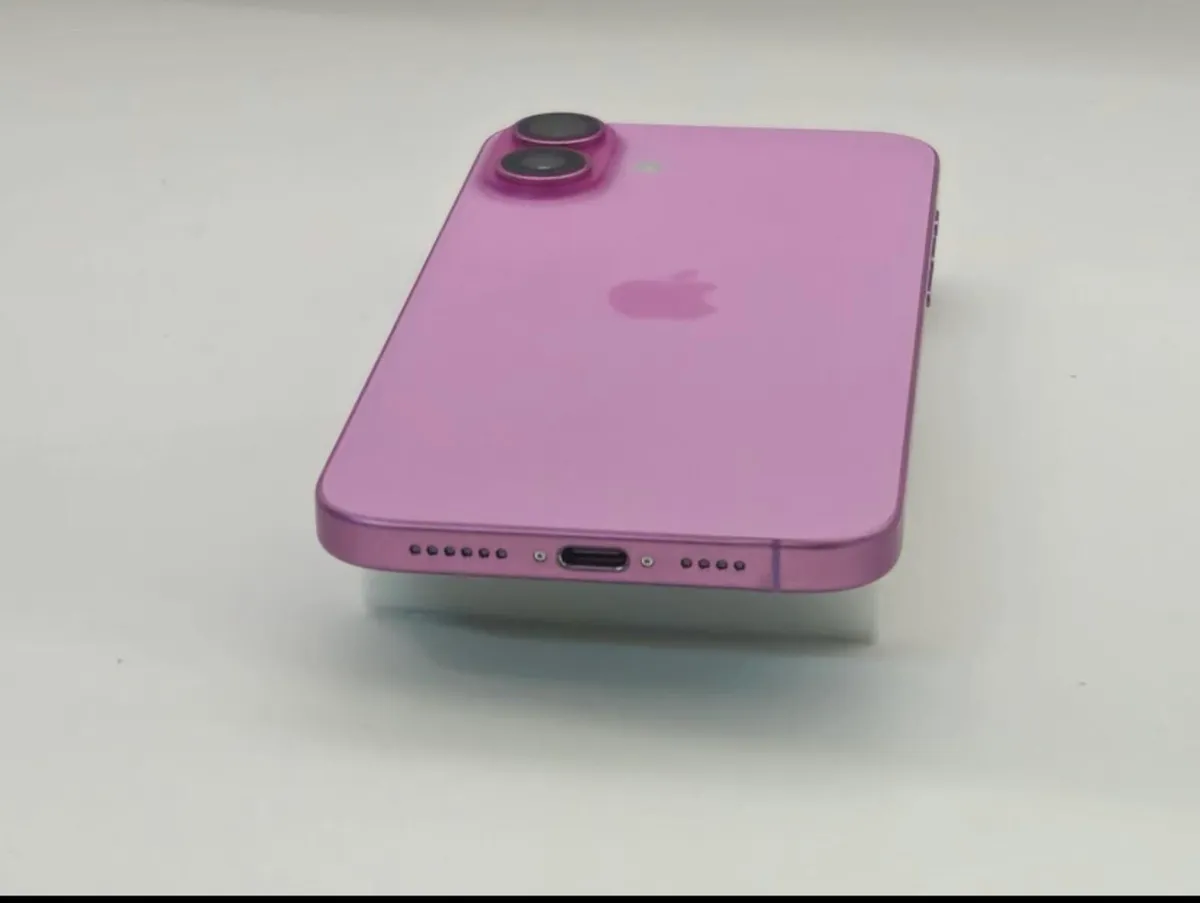 Apple IPhone 16 plus 128gb unlocked 97% battery - Image 4