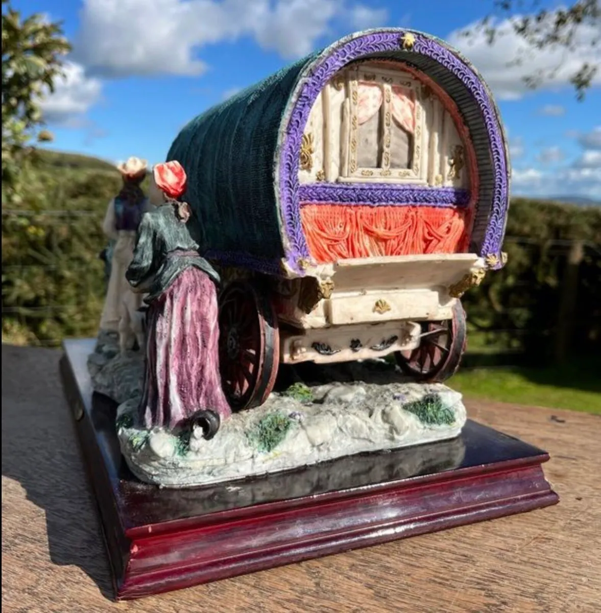 Juliana Gypsy Caravan - Image 3