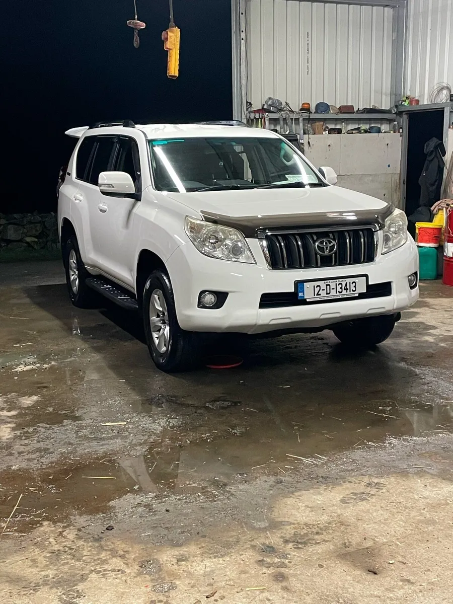 2012 landcruiser - Image 1