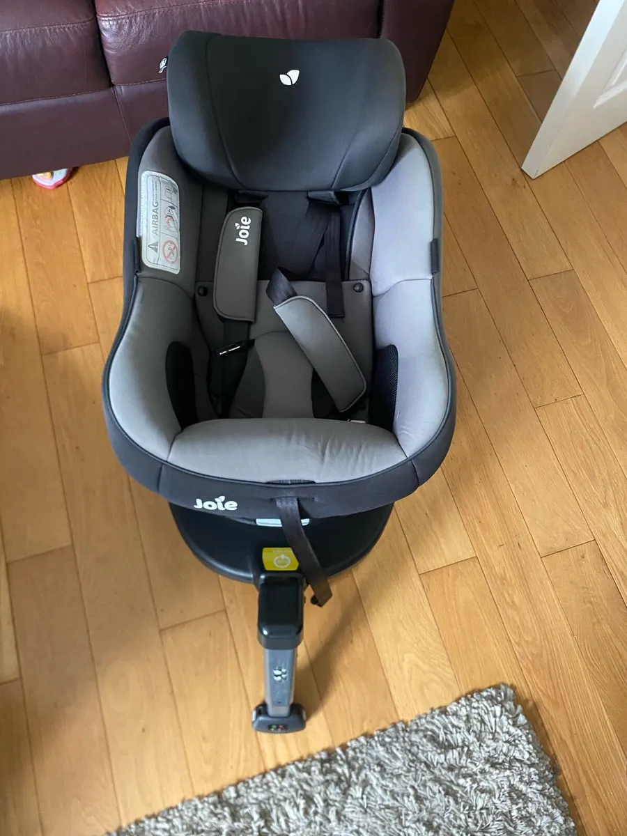 Joie 360 car seat - Image 3