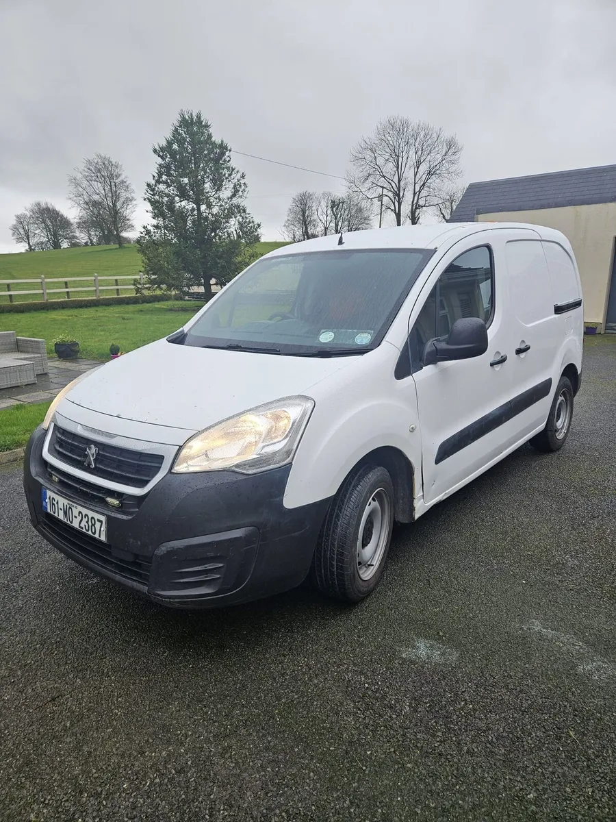 Peugeot Partner , Only 1 Owner , Taxed & Tested . - Image 3