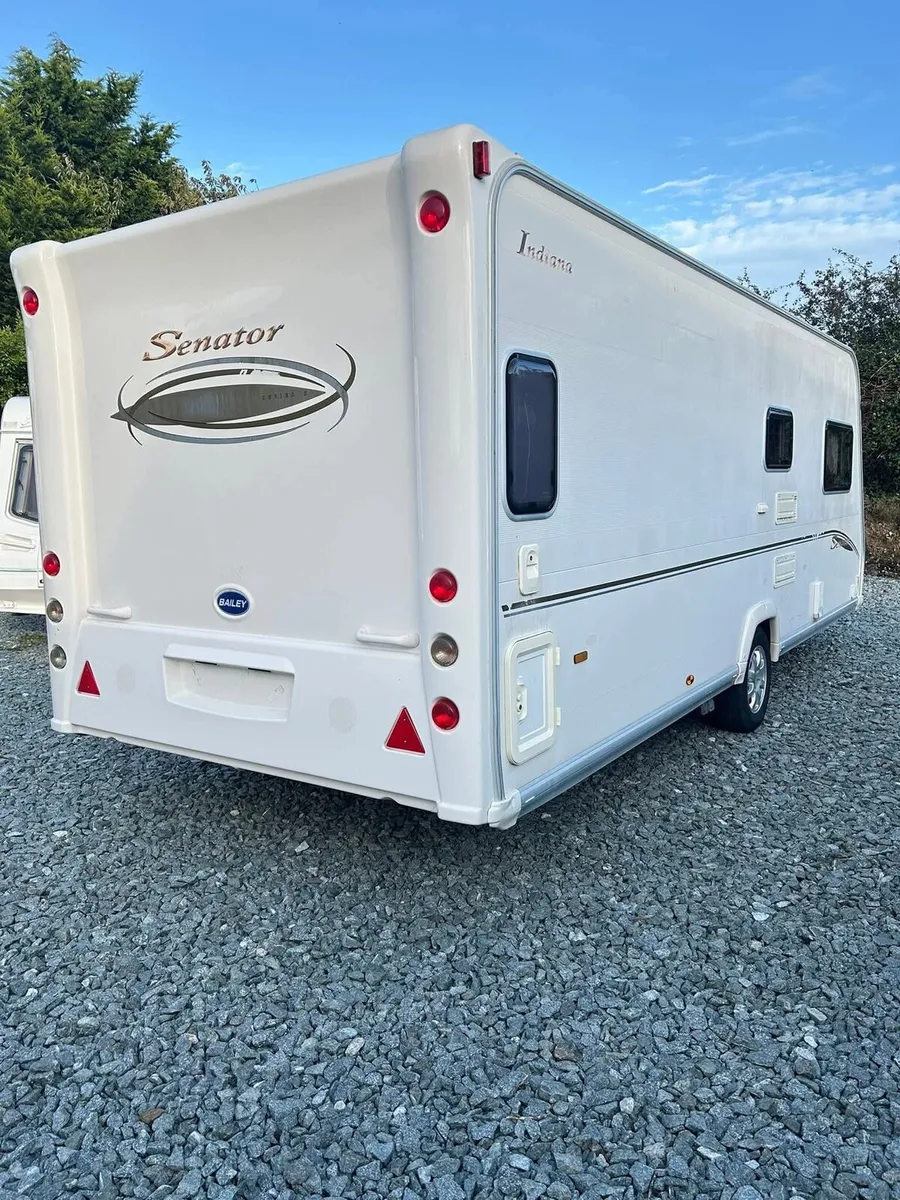 Bailey pageant fixed bed caravan - Image 2