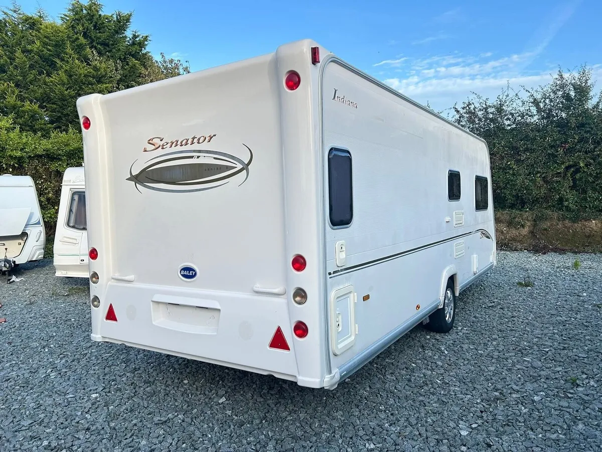 Bailey pageant fixed bed caravan - Image 3