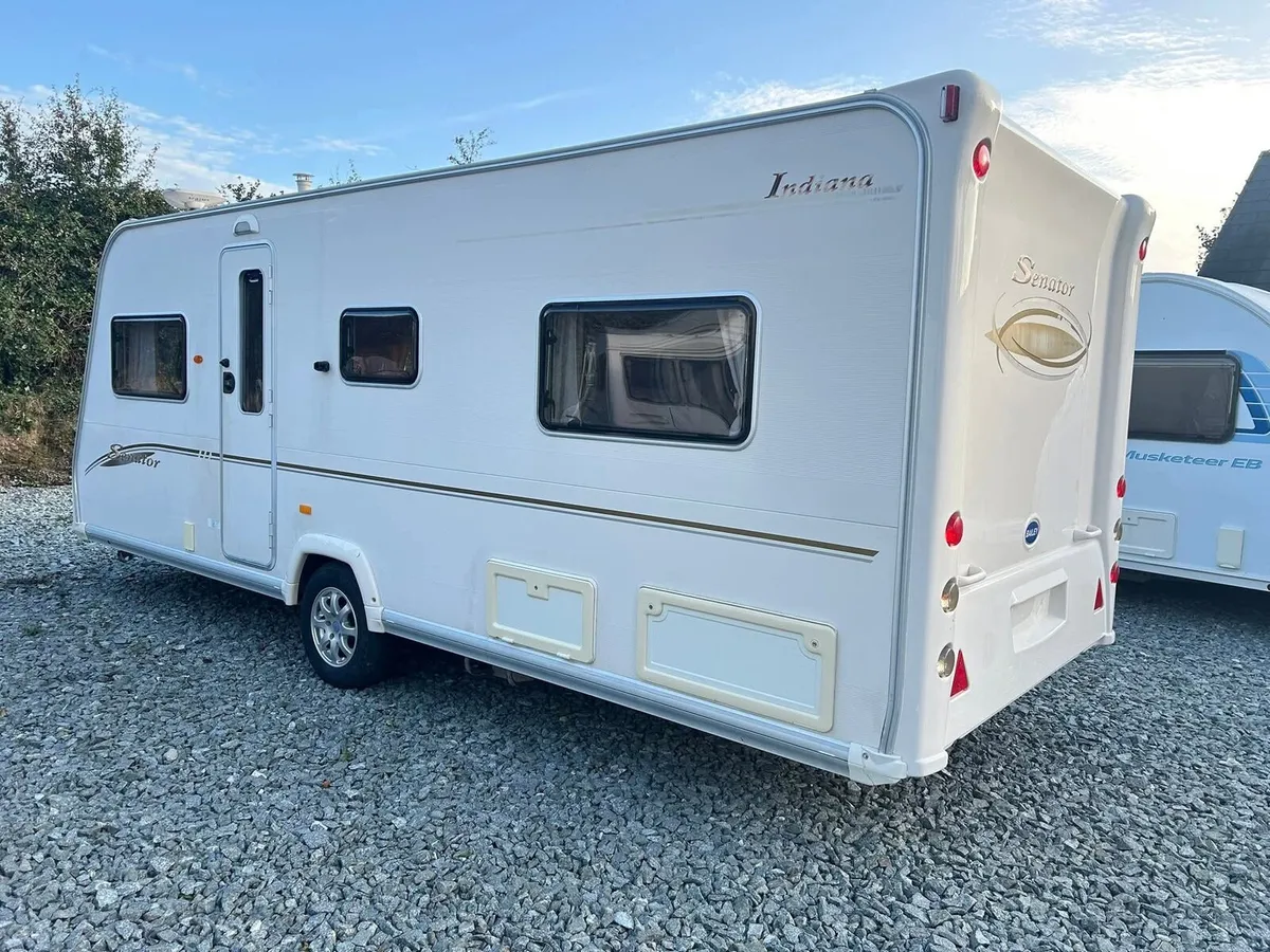 Bailey pageant fixed bed caravan - Image 1