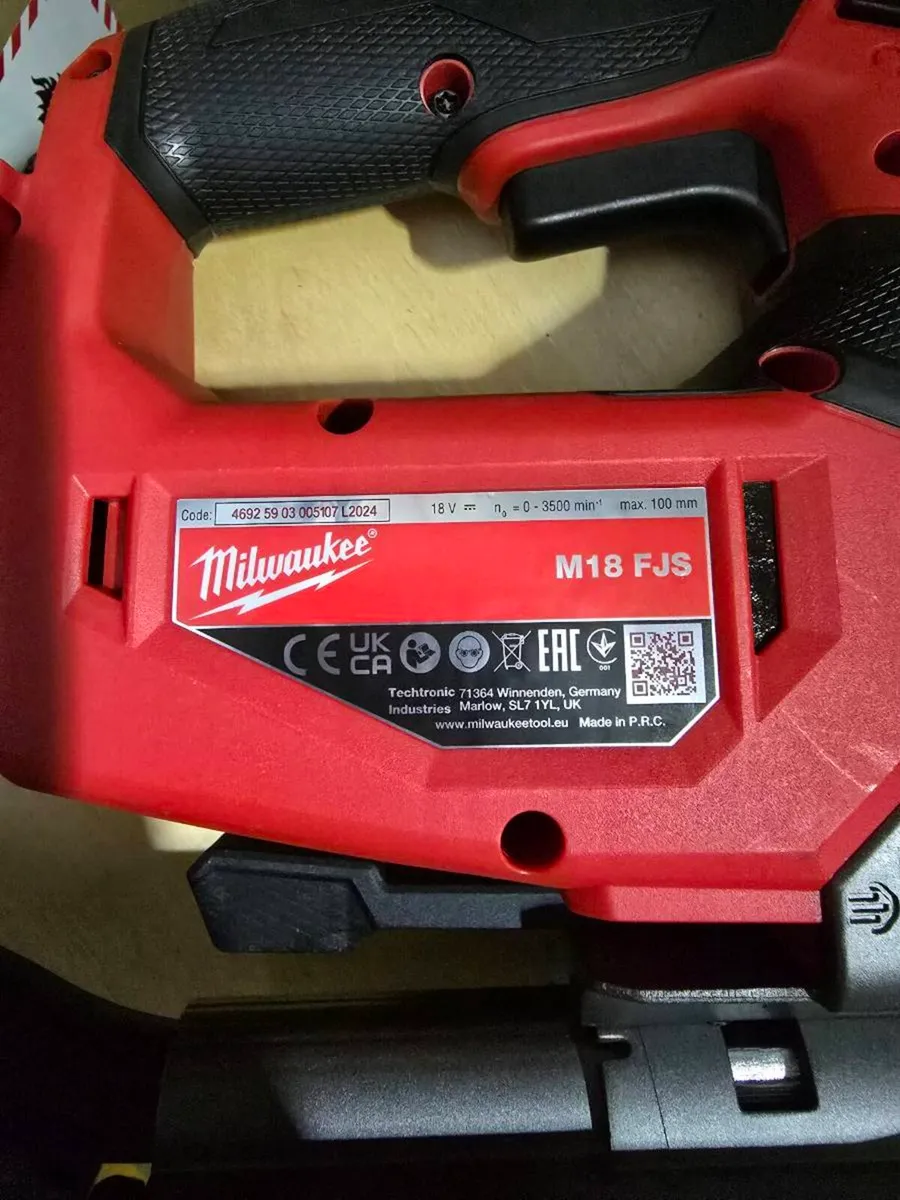 Milwaukee Jigsaw M18 FJS - Image 2